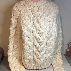 Zara Ivory Cable Knit Turtleneck Sweater